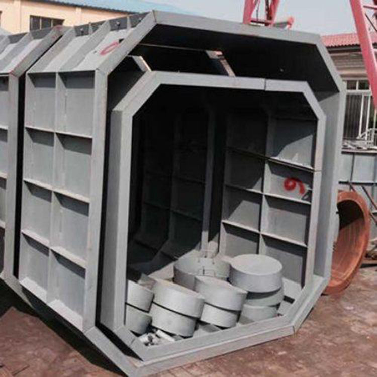 六角化粪池半岛(中国)