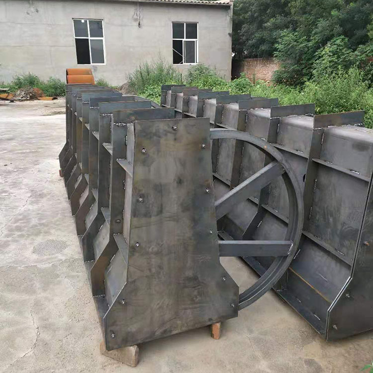 水泥隔离墩半岛(中国)