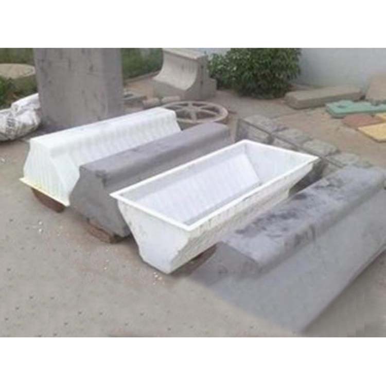 水泥路沿石半岛(中国)