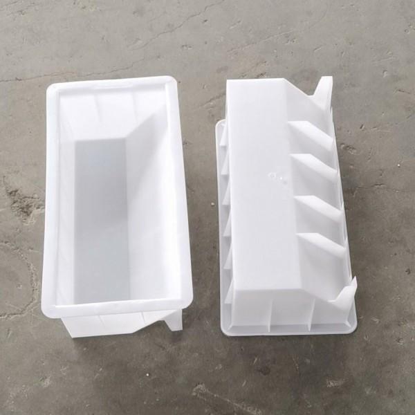塑料路沿石半岛(中国)