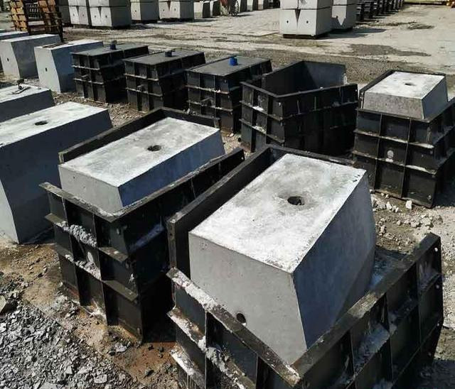 钢结构基础墩半岛(中国)2.jpg